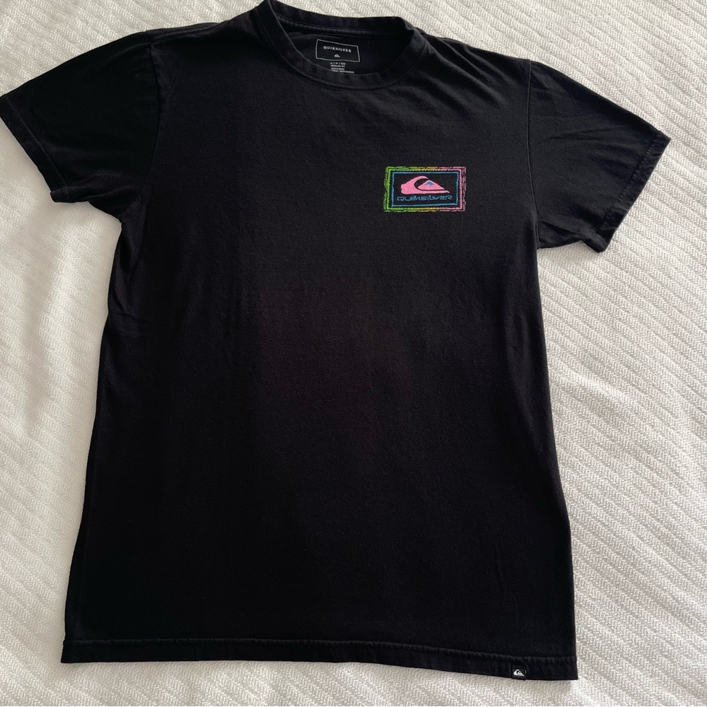 Quiksilver Men's S Short Sleeve Tee Classic Surf Skate Streetwear Casual Beach